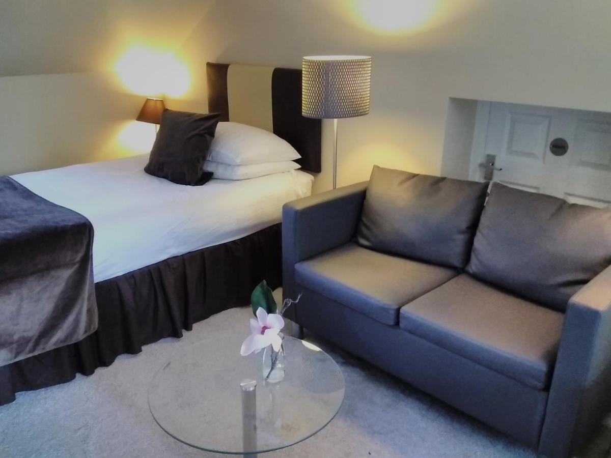 Windermere Studio Rooms - With Free Car Parking Onsite Εξωτερικό φωτογραφία