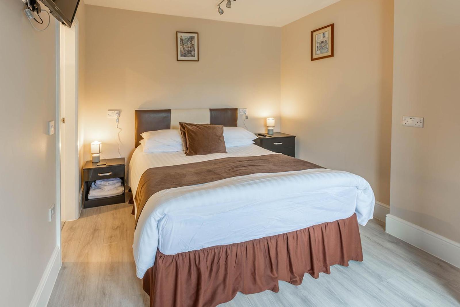 Windermere Studio Rooms - With Free Car Parking Onsite Εξωτερικό φωτογραφία