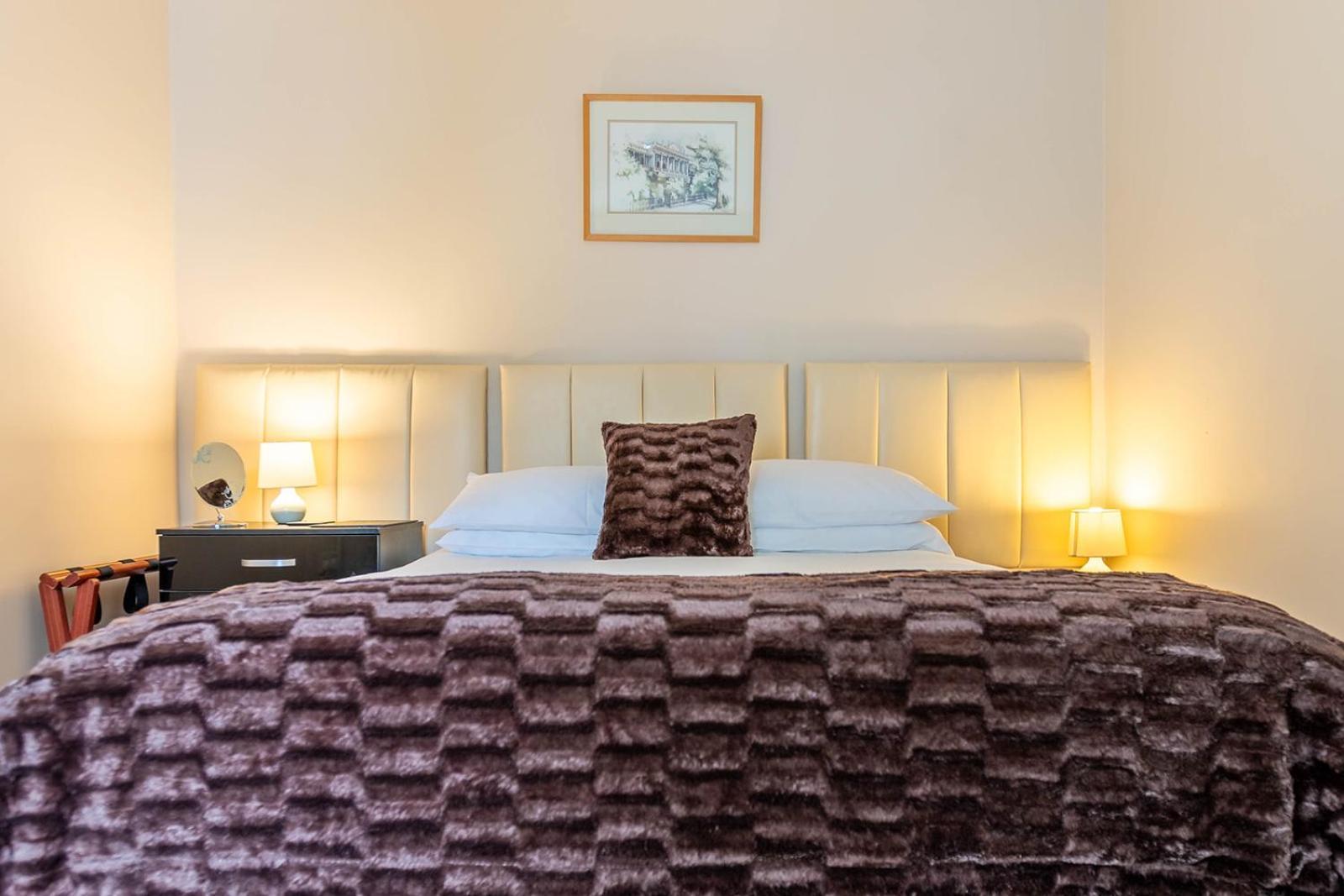 Windermere Studio Rooms - With Free Car Parking Onsite Εξωτερικό φωτογραφία