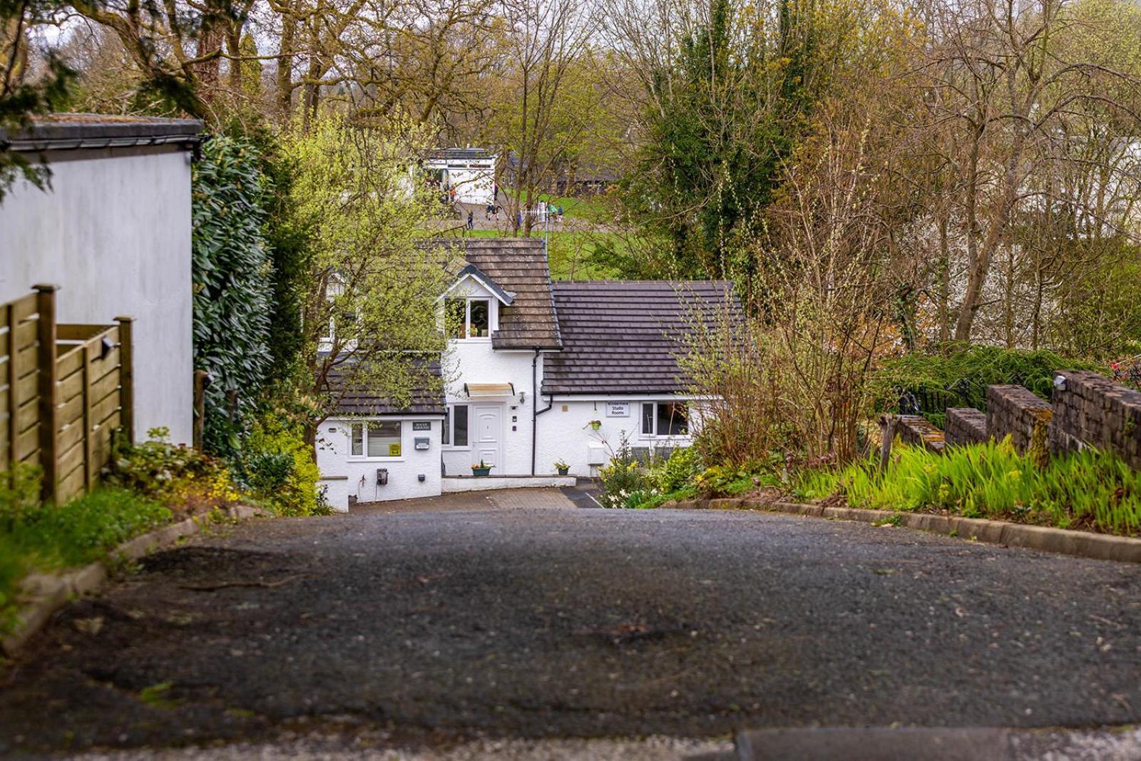 Windermere Studio Rooms - With Free Car Parking Onsite Εξωτερικό φωτογραφία