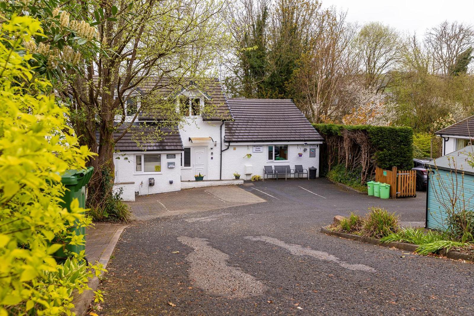 Windermere Studio Rooms - With Free Car Parking Onsite Εξωτερικό φωτογραφία